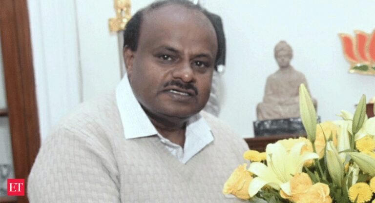 Karnataka govt lacks enthusiasm to protect cattle from FMD, alleges HD Kumaraswamy