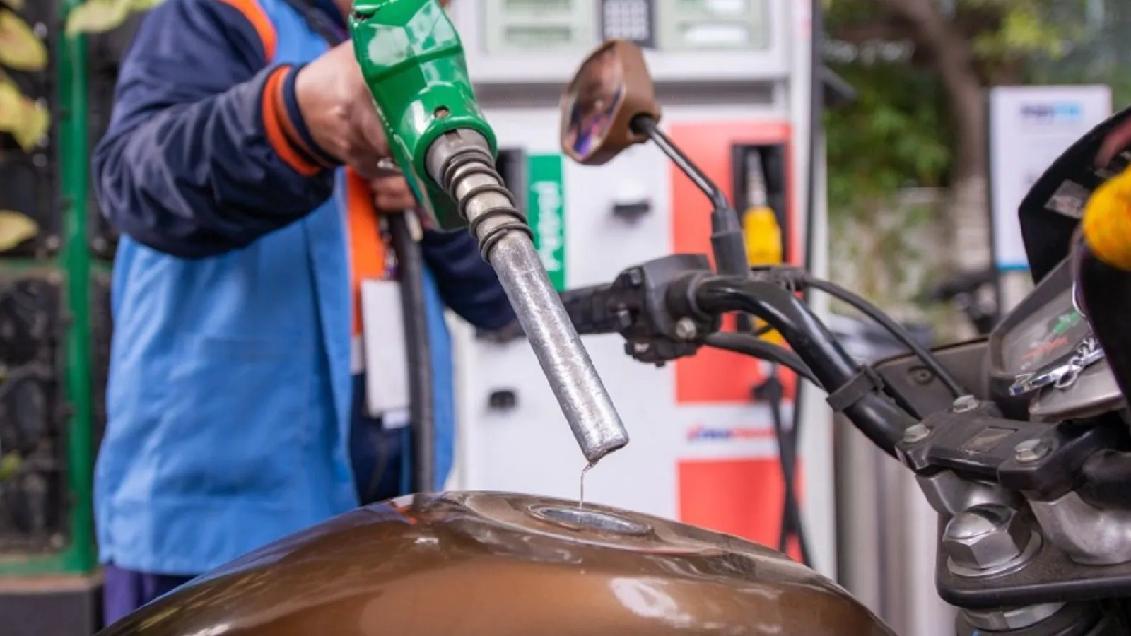 GST Council May Consider Bringing Petrol, Diesel Under GST on September 17