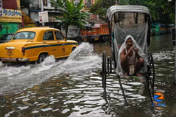 Kolkata rains: 20 pictures from inundated city | Photogallery