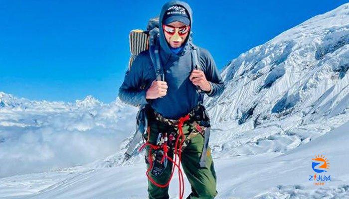 Young Pakistan mountaineer Shehroze Kashif rewrites record books