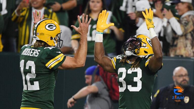 Packers’ Aaron Jones loses chain containing father’s ashes at Lambeau Field during 4-touchdown performance