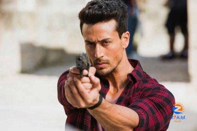 Tiger Shroff was ‘thrilled’ to work with his ‘idol’ Hrithik Roshan in ‘WAR’