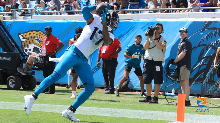 DJ Chark injury update: Jaguars’ Pro Bowl WR carted off with ankle injury vs. Bengals