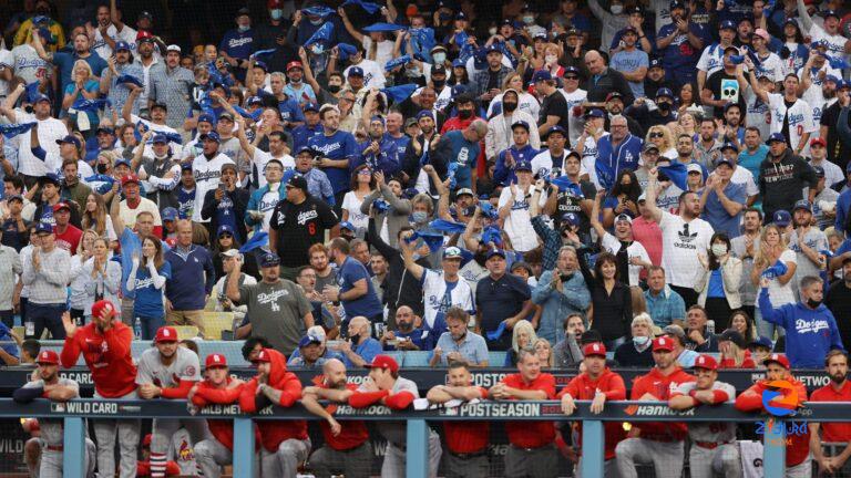 Dodgers mascot? Jack in the Box head? Mr. Met? Big headed fan puzzles viewers of NL wild-card game