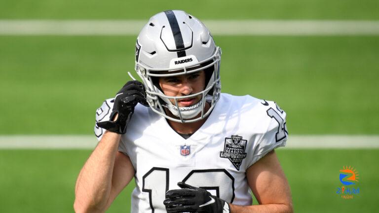 Raiders’ Hunter Renfrow lowers boom on Chargers’ Tevaughn Campbell to prevent special teams trick play