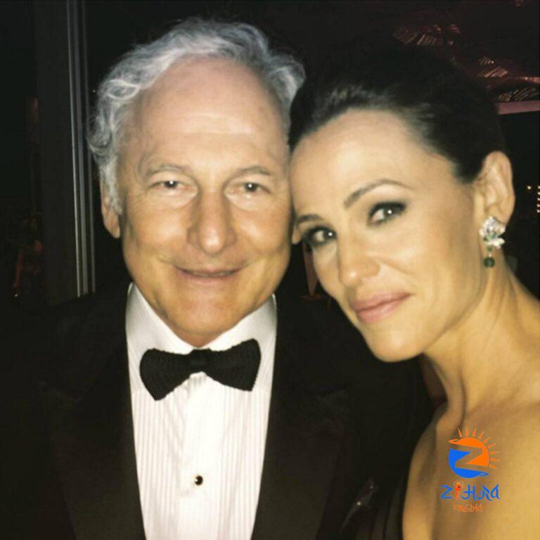 Jennifer Garner, Victor Garber & More Reunite for Alias Party