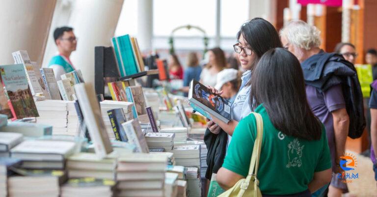 Top authors coming to Emirates Literature Festival 2022