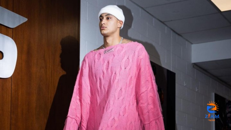 Kyle Kuzma arrives at Wizards game in enormous pink sweater and Twitter had jokes