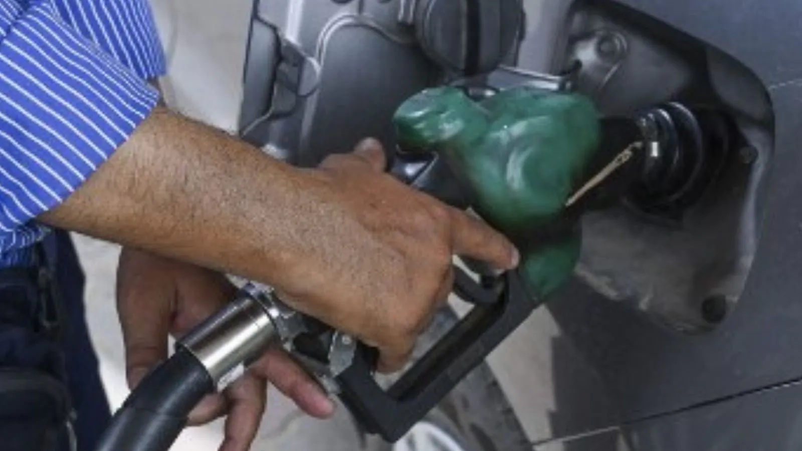 Petrol, Diesel Rates Drop After Excise Duty Cut; See Fuel Rates