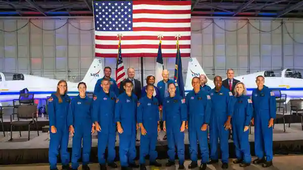 Nasa selects doctor, cyclist, 10 new astronauts ahead of moon and Mars mission