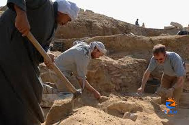 Gang arrested for excavating archaeological treasures in Ain Shams