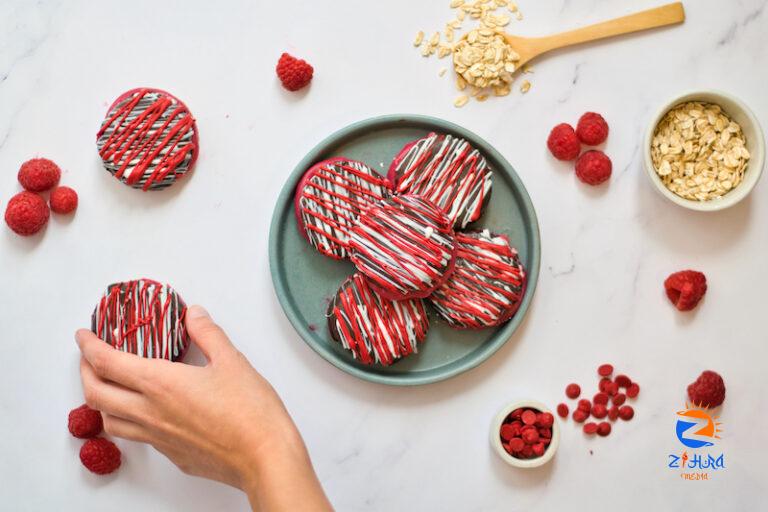 No-Bake Raspberry Date Cookies with Chocolate