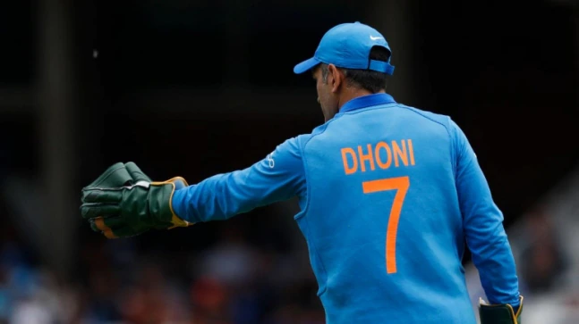 MS Dhoni reveals reason behind his iconic shirt number: Not superstitious about No. 7