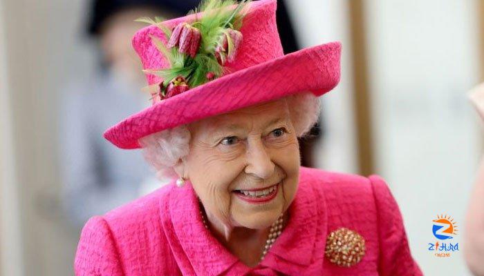 Queen Elizabeth not in attendance for royal Easter service