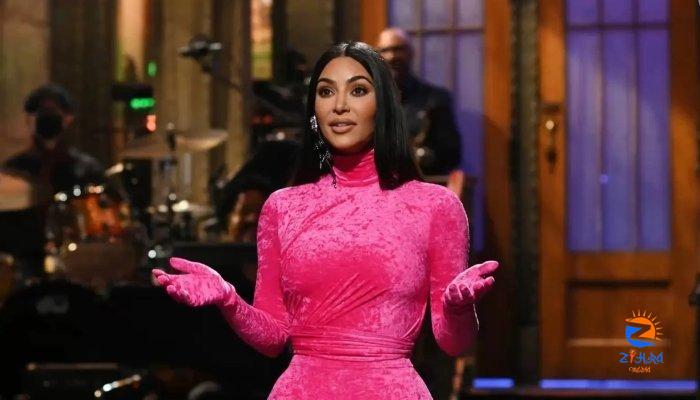 Kim shares ‘The Kardashians’ streaming times