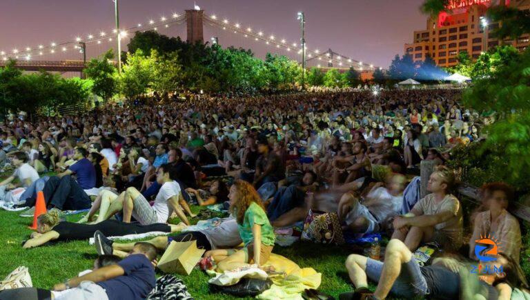 ▷ Movies With A View in Brooklyn Bridge Park |