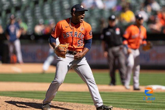 Astros’ Framber Valdez goes distance to beat A’s