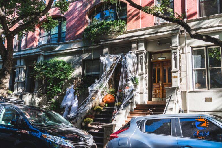 ▷ The Best Halloween Decorations in NYC