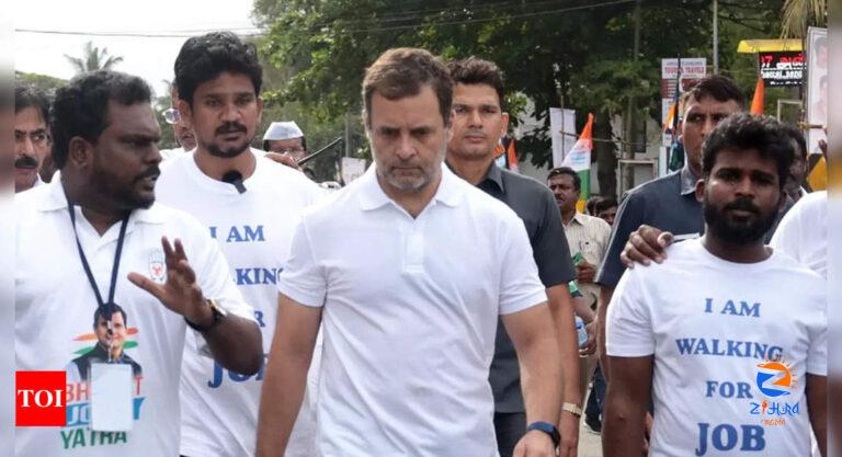 Congress Bharat Jodo Yatra LIVE Updates: Congress MP Rahul Gandhi along with party leaders & workers resume ‘Bharat Jodo Yatra’