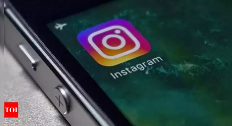 Instagram down for thousands of users