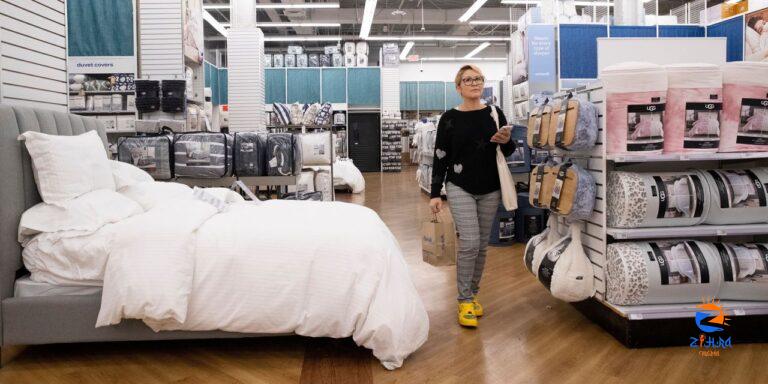 Bed Bath & Beyond’s Losses Widen as Sales Drop 28%