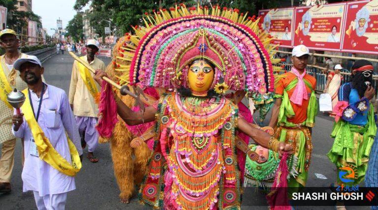 Mamata Banerjee carries out colourful procession to thank UNESCO for Durga Puja’s heritage recognition