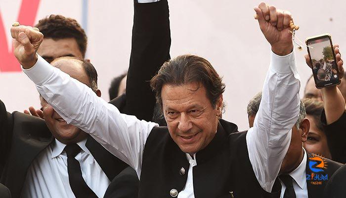 Don’t care who becomes army chief: Imran Khan