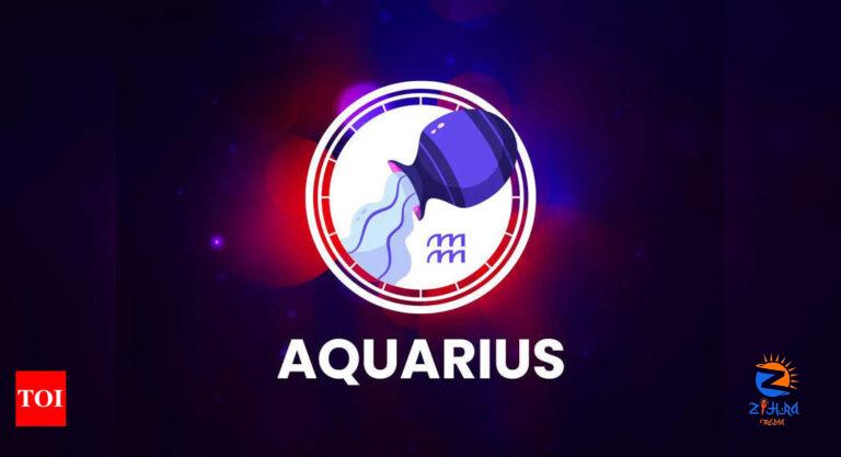 Aquarius Horoscope Today, 18 November 2022: Your health may be suffering today due to stress and depression