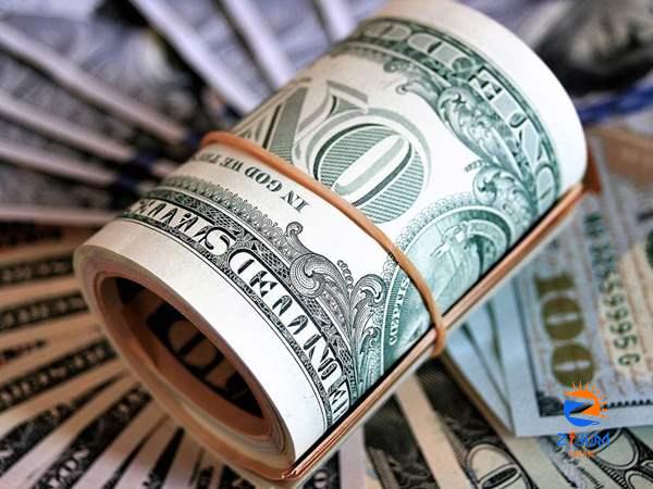 US dollar price stabilizes in Egypt on Monday