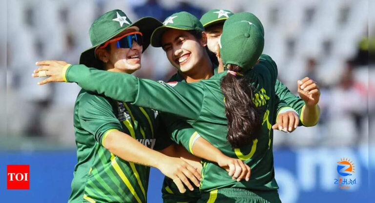 Pakistan vs Ireland Women Live Score and Updates