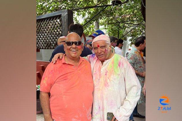 This is what Javed Akhtar wrote about Satish Kaushik after attending his last rites