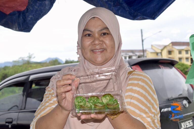 ‘Kuih Bakar Kemboja’, Bruneian ‘nasi katok’ among unique finds at Kuching Ramadan Bazaars