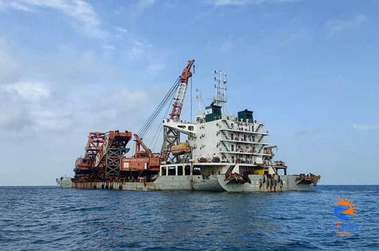 Malaysia searches Chinese ship suspected of looting WWII wrecks