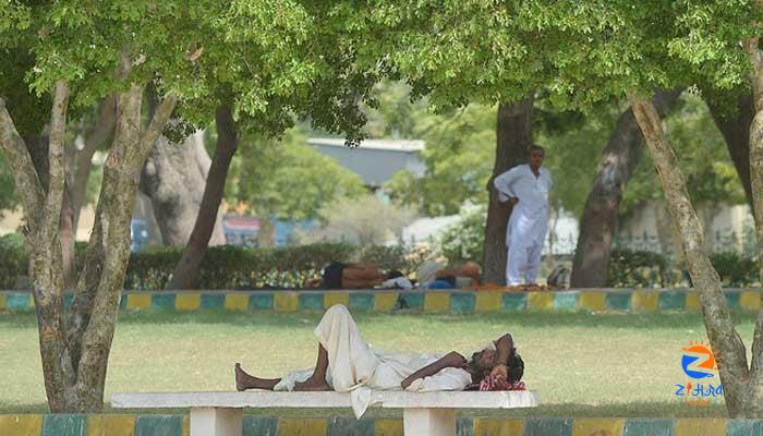 Karachi to remain hot and humid: PMD