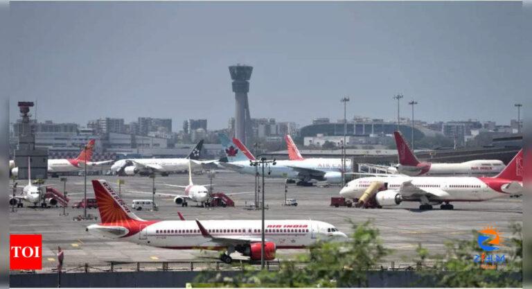 Domestic Flight News: At almost 4.6 lakh, India saw maximum domestic flyers in a day so far | India News