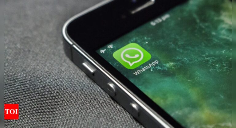 iPhone users to soon get this new GIF feature on WhatsApp