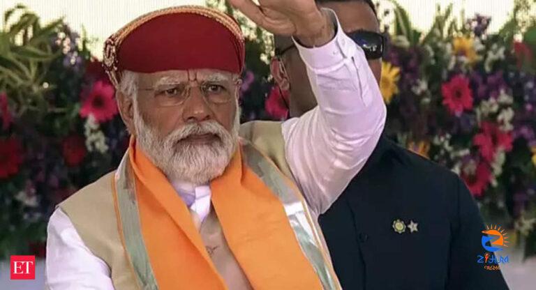 PM signals crowd to calm down as ‘Modi-Modi’ chants disrupt Rajasthan CM Gehlot’s speech, watch! – The Economic Times Video