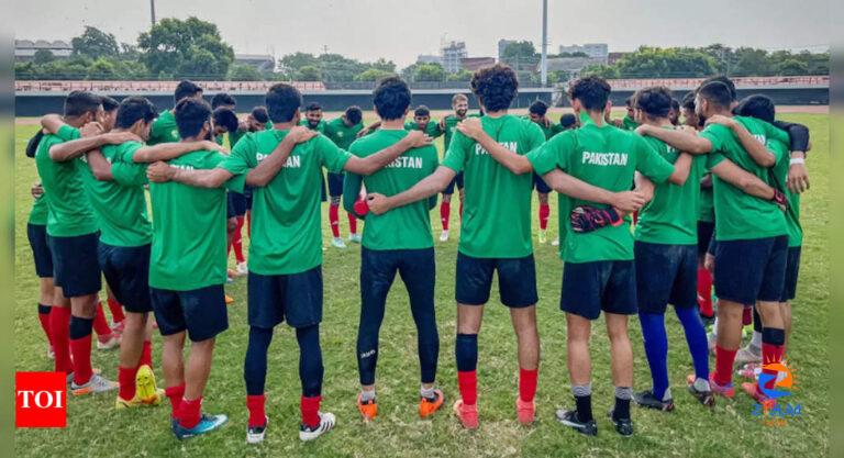 Pakistan football team to travel to India for SAFF tournament | Football News