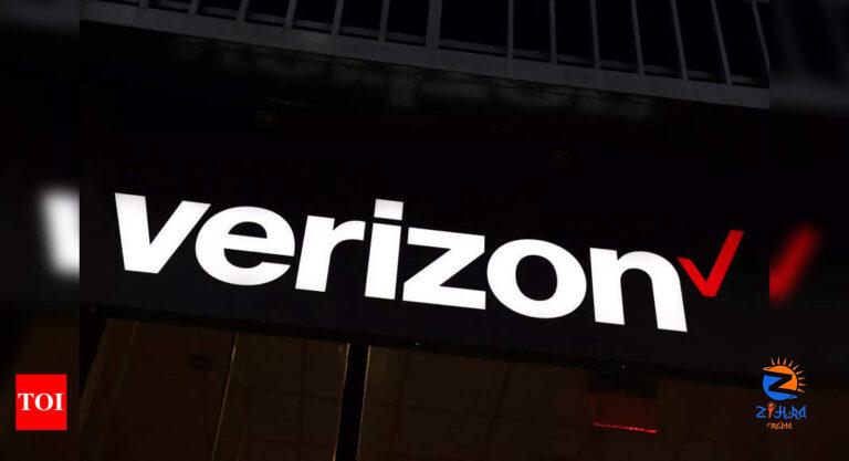 Verizon reportedly notifies customer service employees about upcoming layoffs