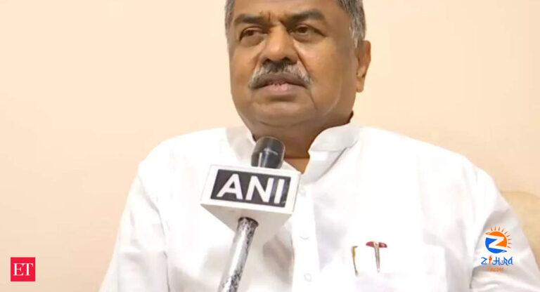 hariprasad bk: Karnataka: I may not fit in CET exams, says Congress leader Hariprasad BK on omission from K’taka cabinet – The Economic Times Video