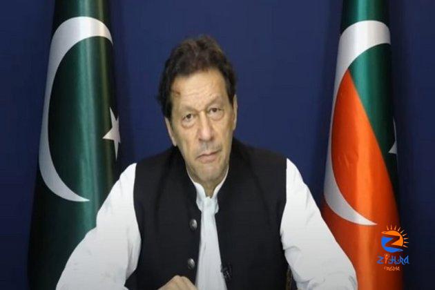 Democracy in Pakistan hanging by thread and judiciary can save it: Imran Khan