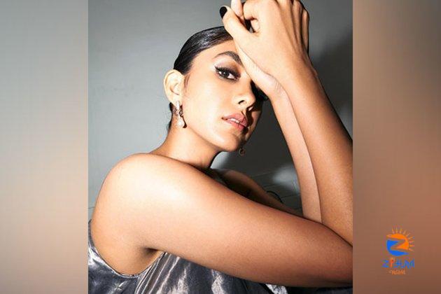 This is what Mrunal Thakur has to say about her Cannes debut