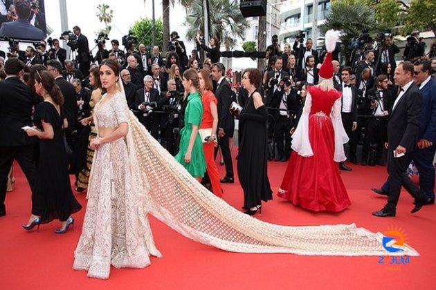 Sara Ali Khan brings ‘Desi Glam’ energy on her debut Cannes red carpet, says “always aspired to be here”