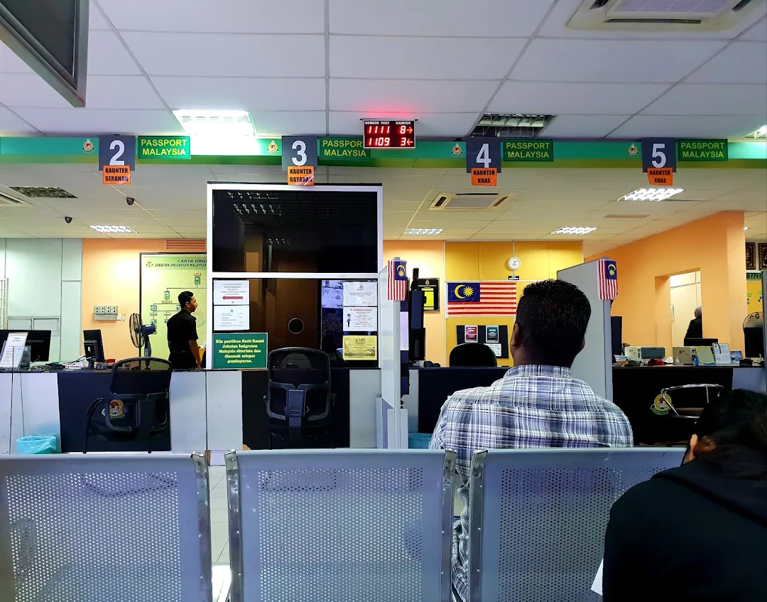 Passport Services In Three Klang Valley Immigration Offices To Go Online-Only Next Month