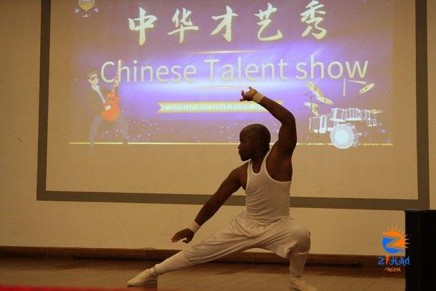 (Hello Africa) Young Zimbabweans showcase skills at Chinese talent show