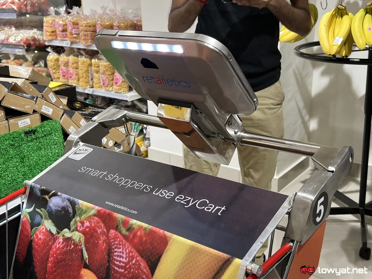 NanoMalaysia Debuts EzyCart Smart Shopping Carts At Redtick Supermarket Alamanda