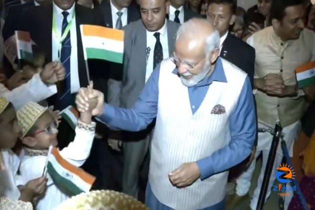 PM Modi arrives at Cairo hotel to rousing welcome from Indian diaspora