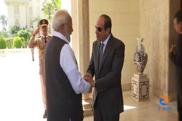 PM Modi meets Egypt’s President Abdel Fattah El-Sisi in Cairo