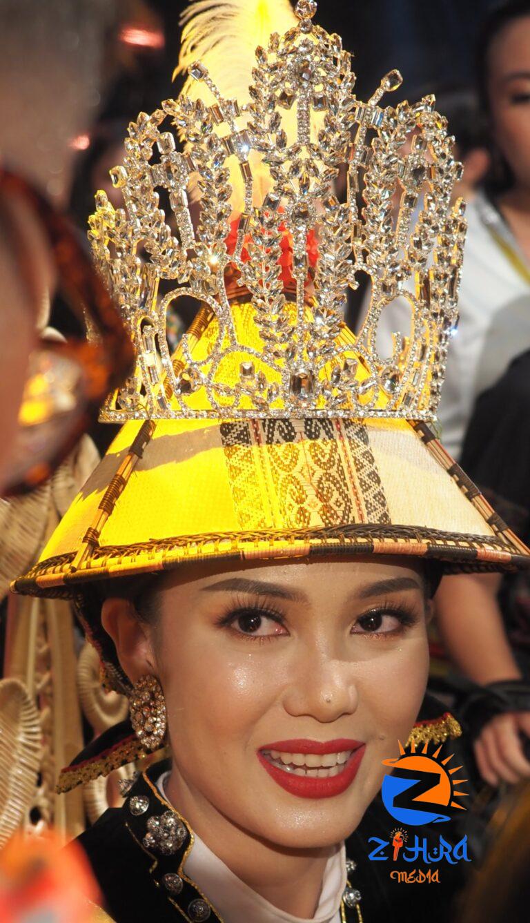 Sixth Unduk Ngadau from Papar crowned State Harvest Festival queen