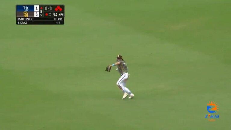 Padres' Fernando Tatís Jr. throws a laser from right field to get Rays' Manuel Margot out at home plate